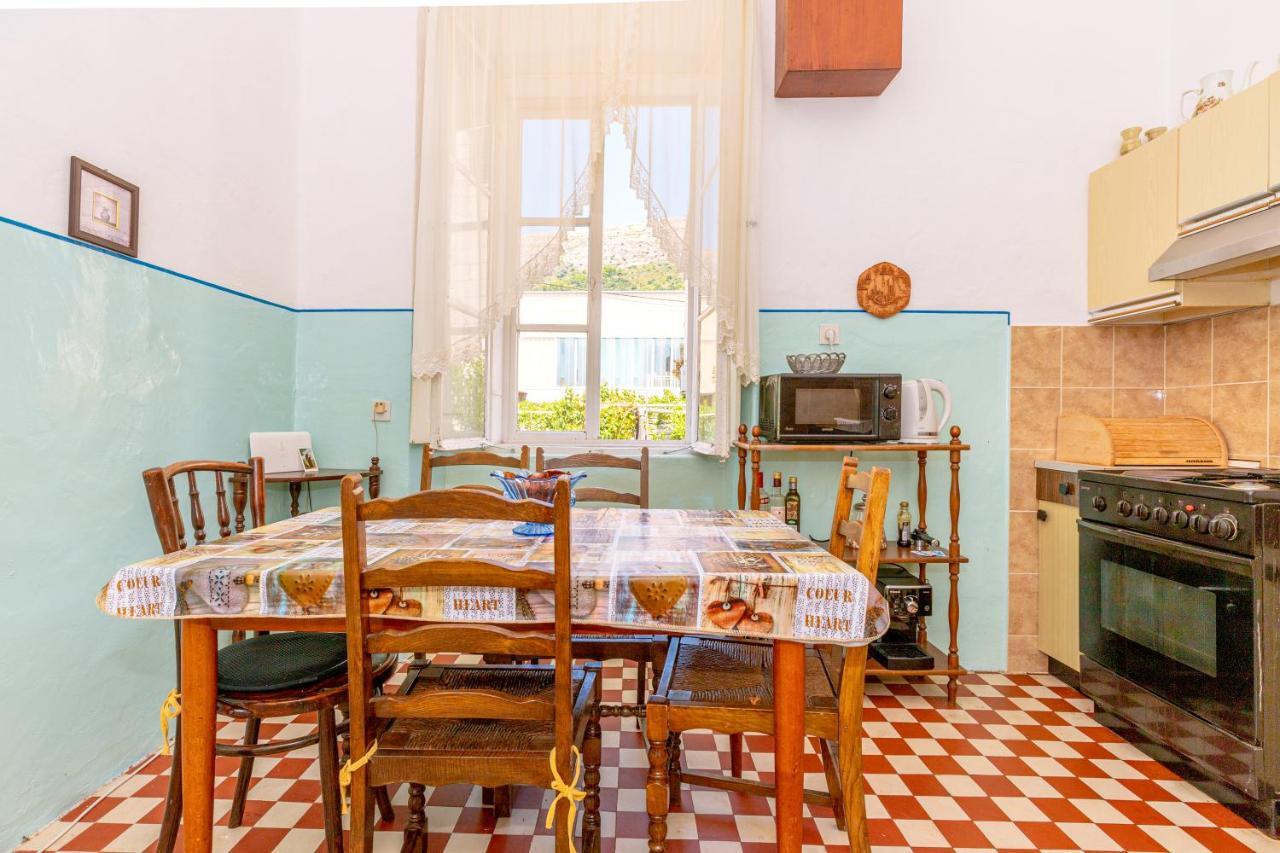 Guesthouse Isabel La Catolica Dubrovnik Exterior photo